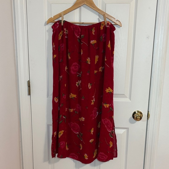 Vintage Reversible Floral Red Skirt, 1X - Picture 2 of 5
